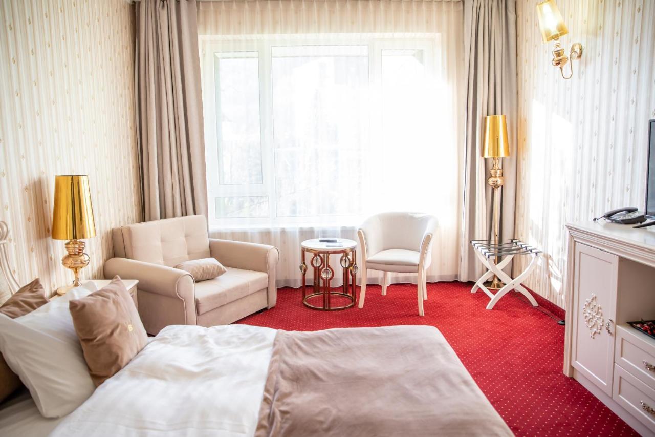 Carpathia Hotel