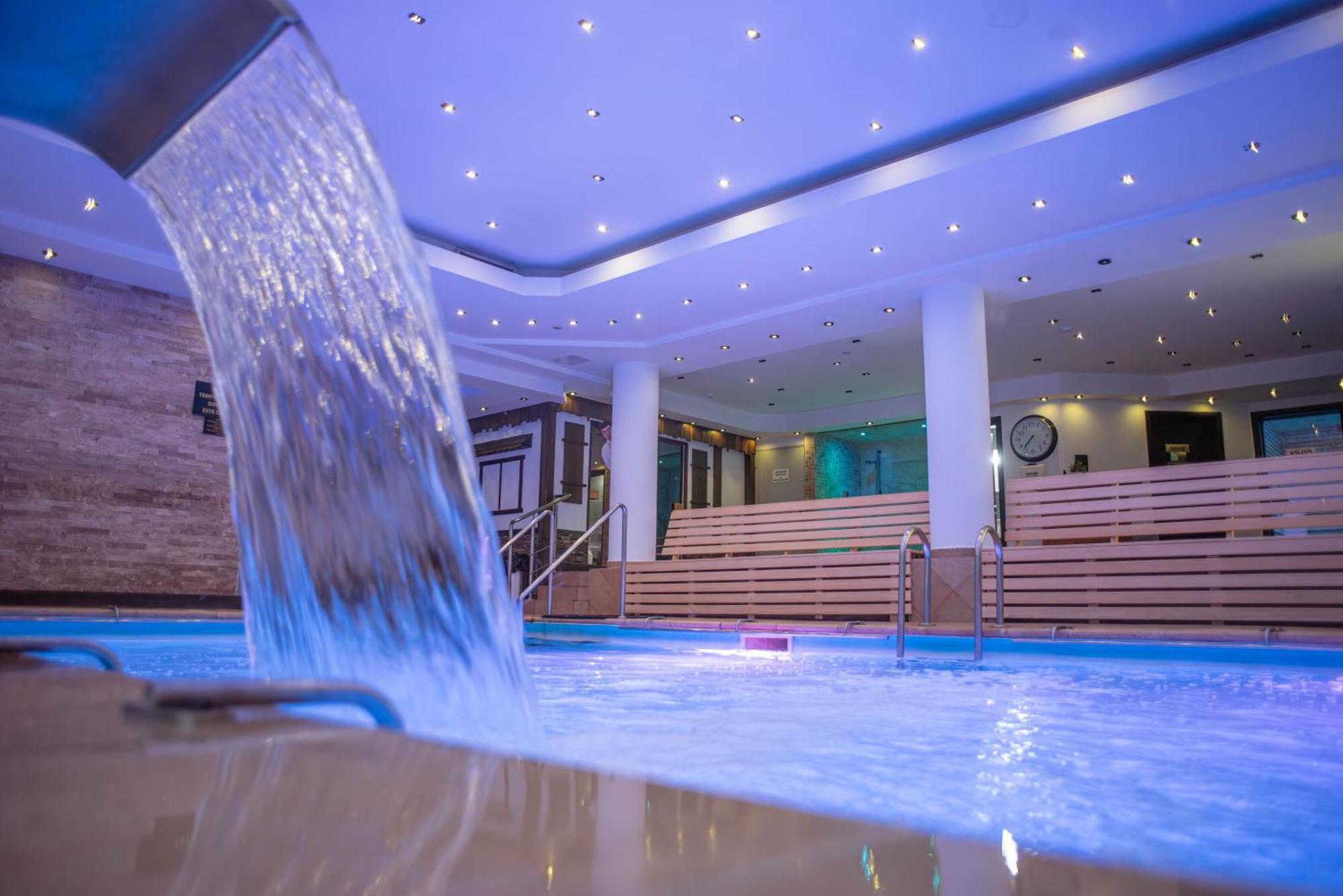 Carpathia Hotel Sinaia