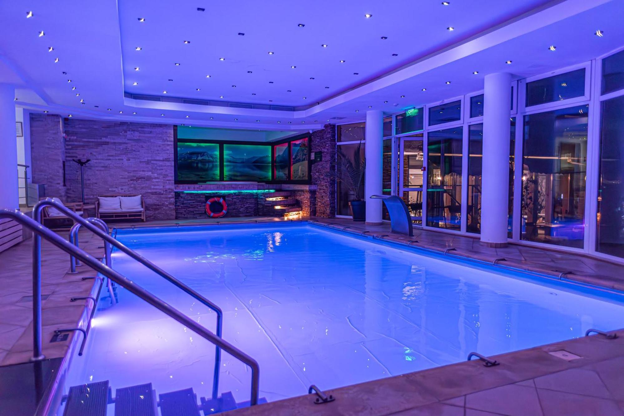 Carpathia 4*